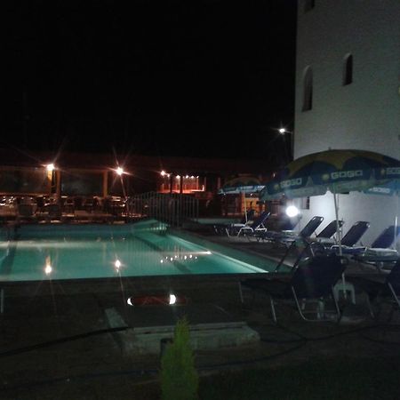 Krits Hotel Hersonissos  Bagian luar foto